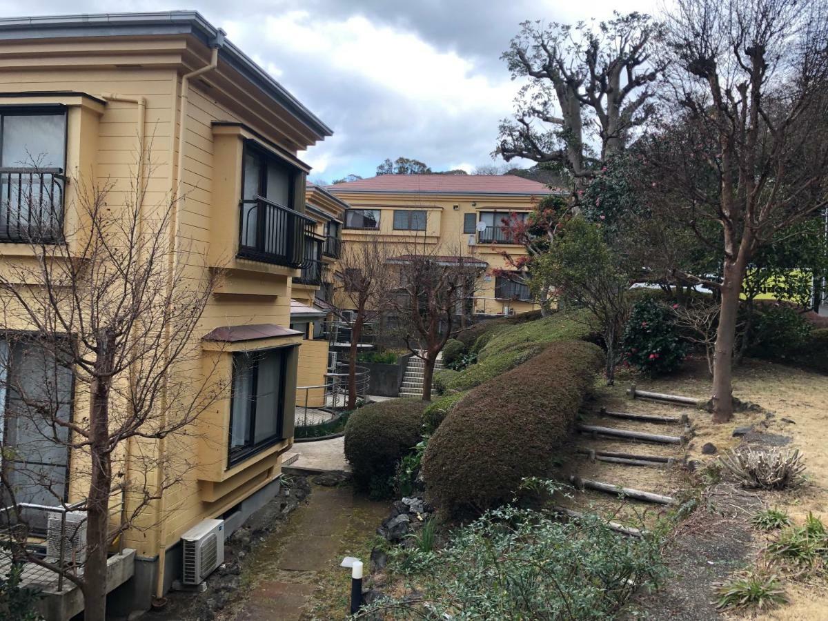 Отель 伊道荘園 Futo Экстерьер фото
